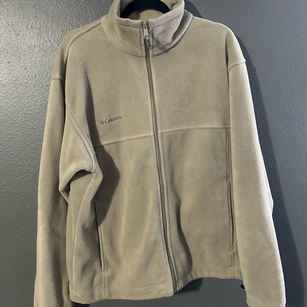 Columbia Tan Lightweight Shirt Jacket Full-Zip Mock Neck